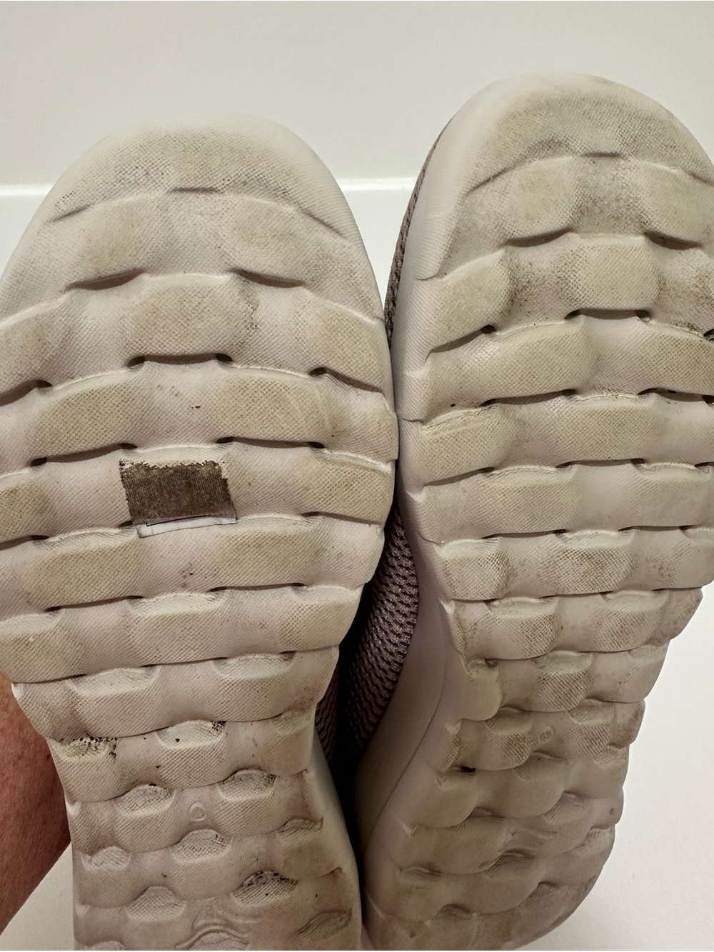 Skechers GOwalk Goga Max Slip-On Walking Shoes Taupe Women’s 11 - Picture 10 of 10